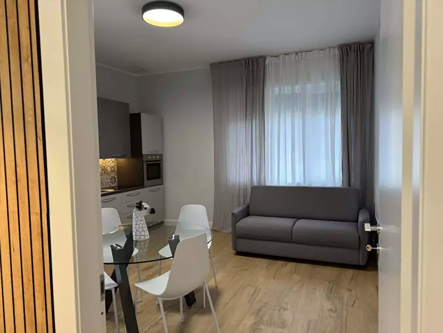 Immagine 3 di Appartamento in affitto  in Via Valleggio22 a Como