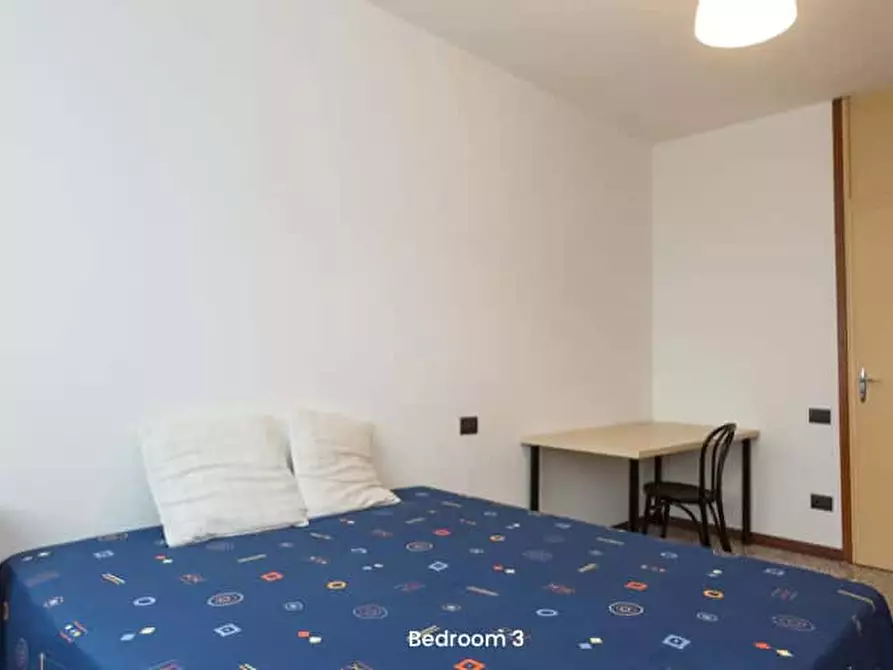 Immagine 2 di Camera in affitto  in Via Viterbo9 a Milano