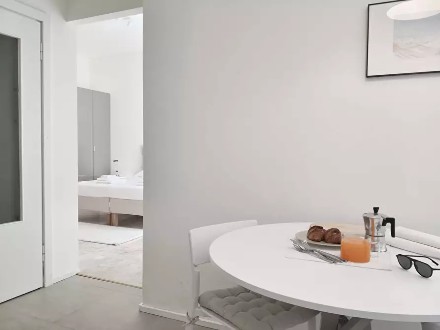 Immagine 9 di Appartamento in affitto  in Via Vincenzo Monti55 a Milano