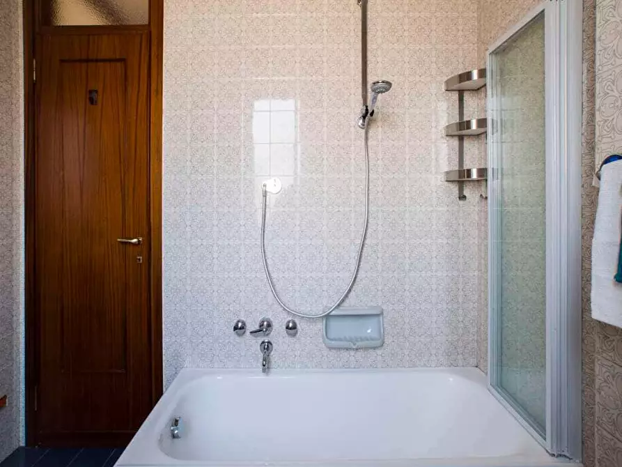 Immagine 45 di Camera in affitto  in Piazza Carlo Stuparich8 a Milano