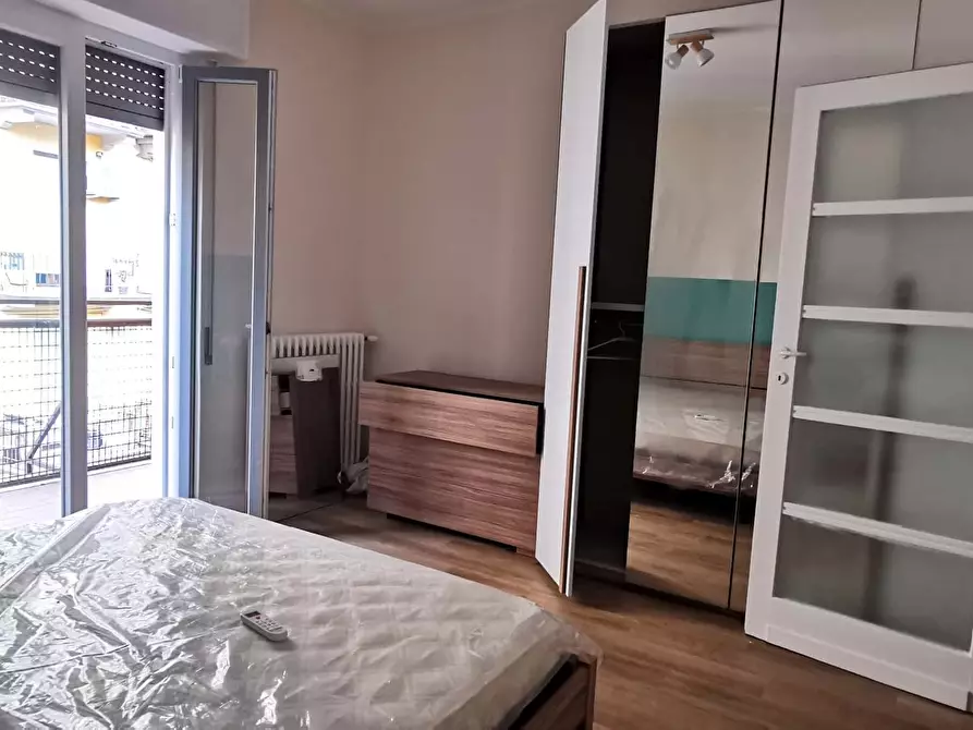 Immagine 4 di Appartamento in affitto  in Via degli Imbriani10 a Milano