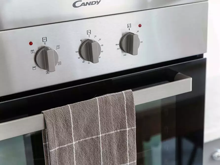 Immagine 9 di Appartamento in affitto  in Via Luigi Dottesio1 a Como