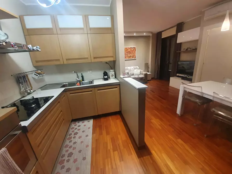 Immagine 6 di Appartamento in affitto  in Via Olgettina5 a Milano