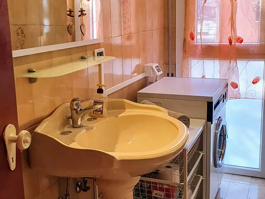 Immagine 38 di Appartamento in affitto  in Via Paolo Rolli4 a Padova