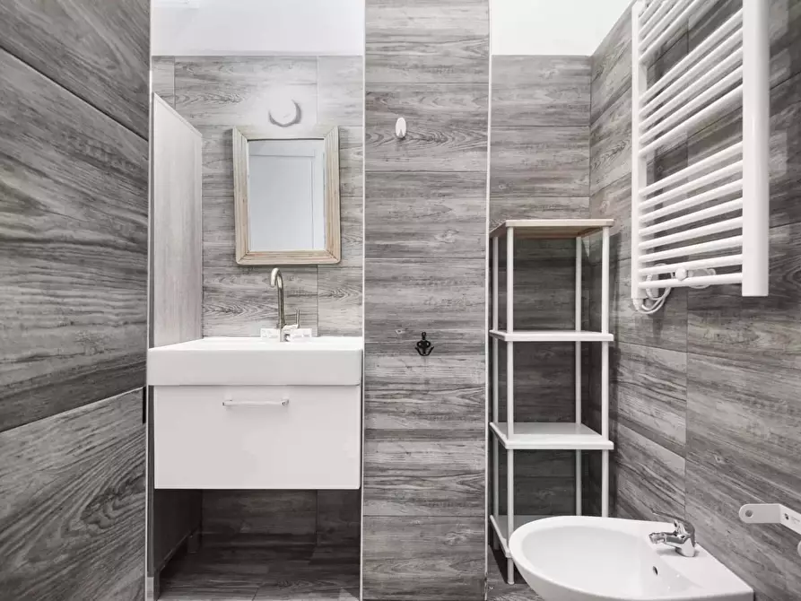 Immagine 22 di Appartamento in affitto  in Viale Tunisia36 a Milano