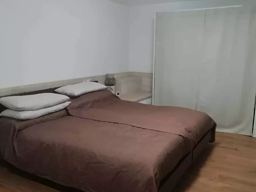 Immagine 2 di Appartamento in affitto  in Via Castell'Umberto27 a Roma