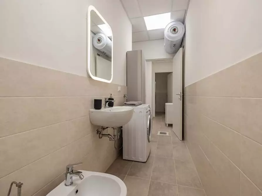 Immagine 6 di Camera in affitto  in Via Uguccione da Pisa4 a Milano