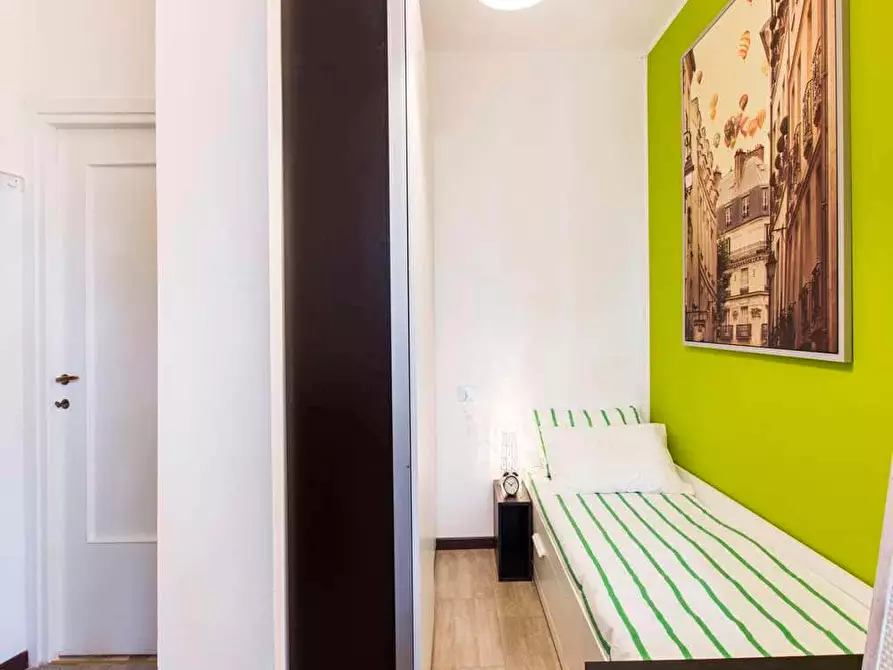 Immagine 4 di Camera in affitto  in Via Moncalvo29 a Milano