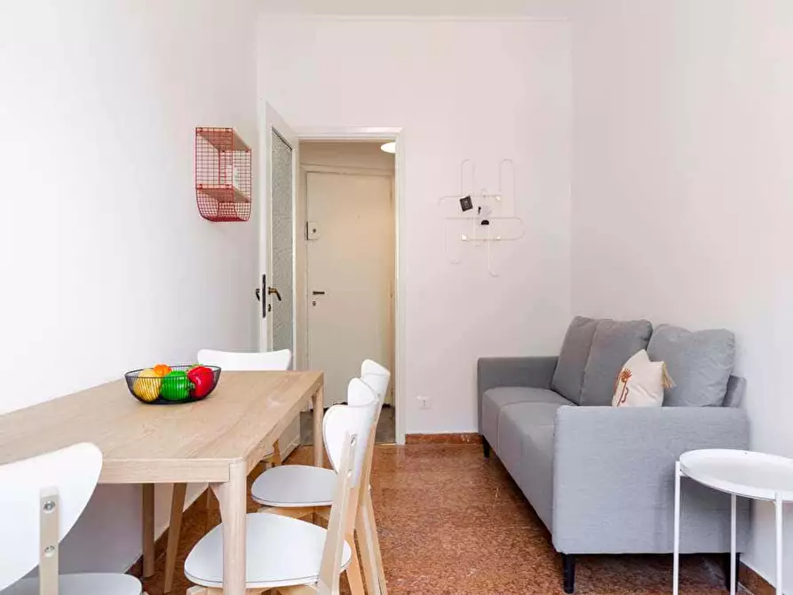 Immagine 8 di Camera in affitto  in Via Arcivescovo Romilli4 a Milano