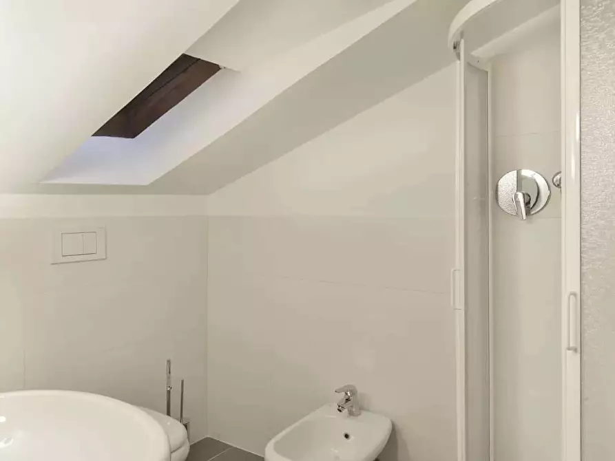 Immagine 14 di Appartamento in affitto  in Via delle Moline20 a Bologna