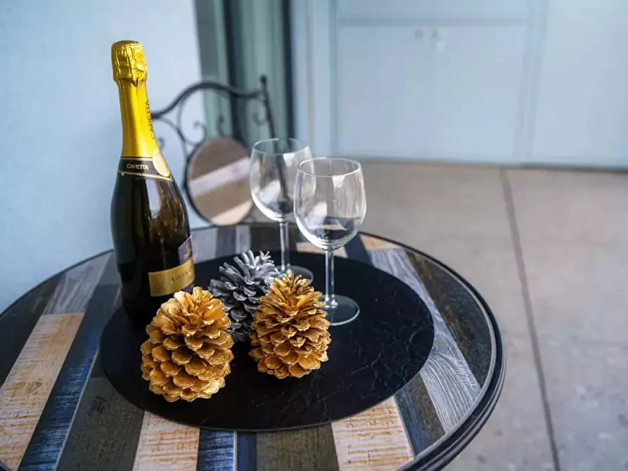 Immagine 52 di Appartamento in affitto  in Via Corrado e Giulio Venini a Como