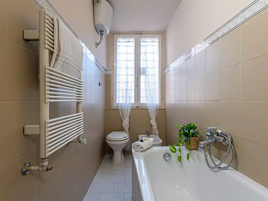 Immagine 37 di Appartamento in affitto  in Via Benedetta8 a Roma