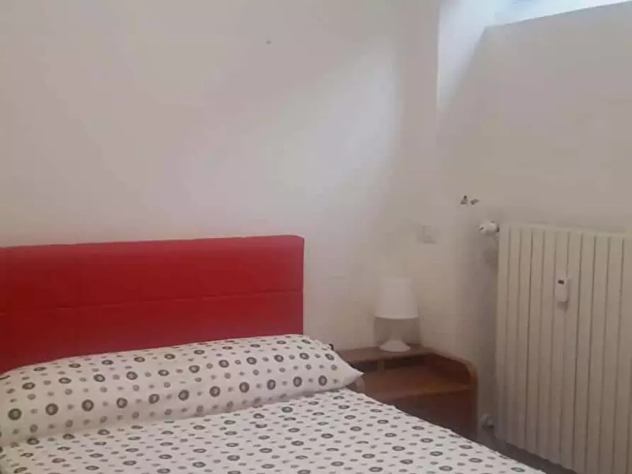 Immagine 2 di Camera in affitto  in Alzaia Naviglio Pavese114 a Milano