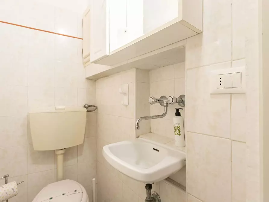 Immagine 7 di Appartamento in affitto  in Via del Porcellana3 a Firenze