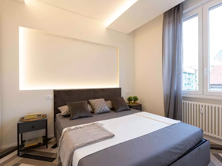 Immagine 12 di Appartamento in affitto  in Via Accademia61 a Milano