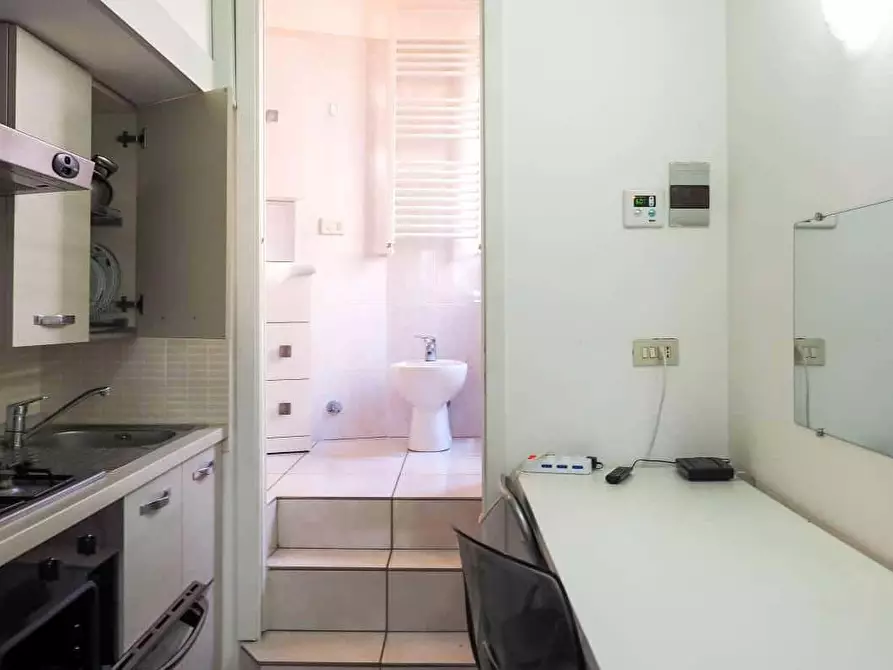 Immagine 12 di Appartamento in affitto  in Via Privata Ugo Tommei a Milano