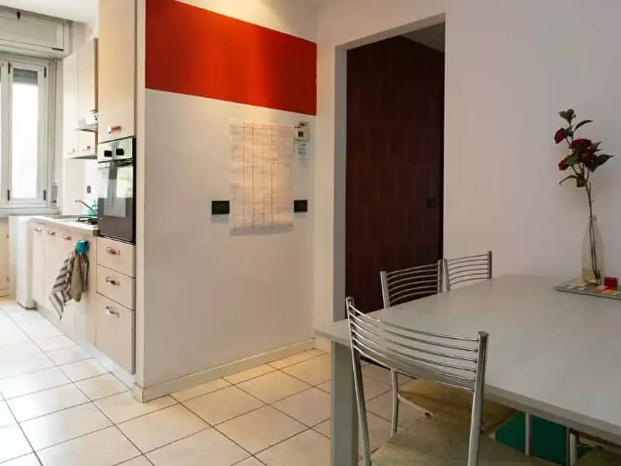 Immagine 18 di Camera in affitto  in Viale Liguria51 a Milano