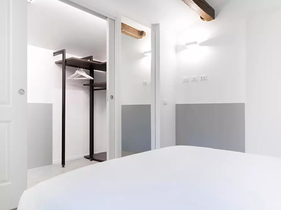 Immagine 12 di Appartamento in affitto  in Via dell'Indipendenza24 a Bologna