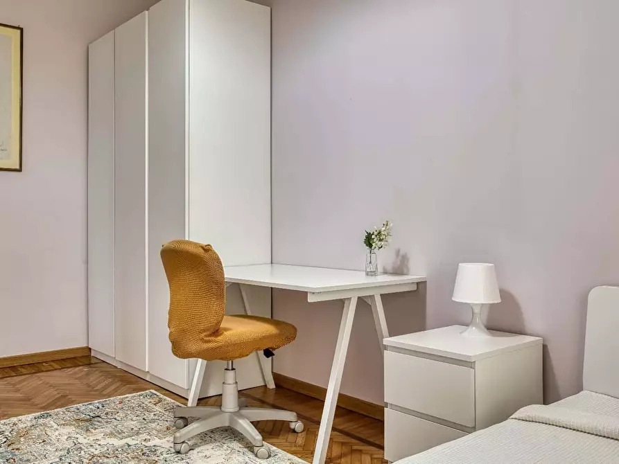 Immagine 2 di Appartamento in affitto  in Viale dei Mille21 a Milano