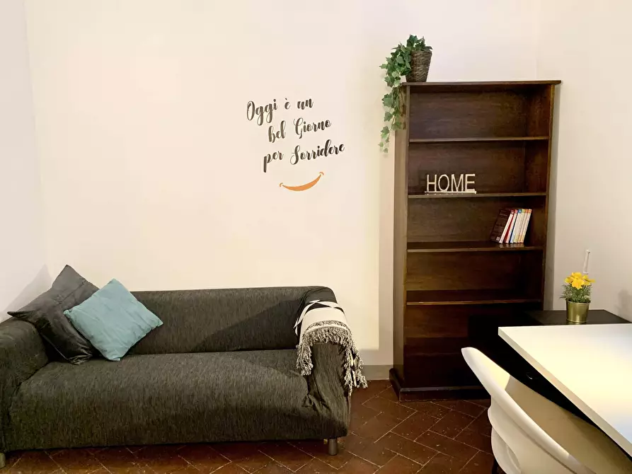 Immagine 6 di Camera in affitto  in Via Sant'Antonino13 a Firenze