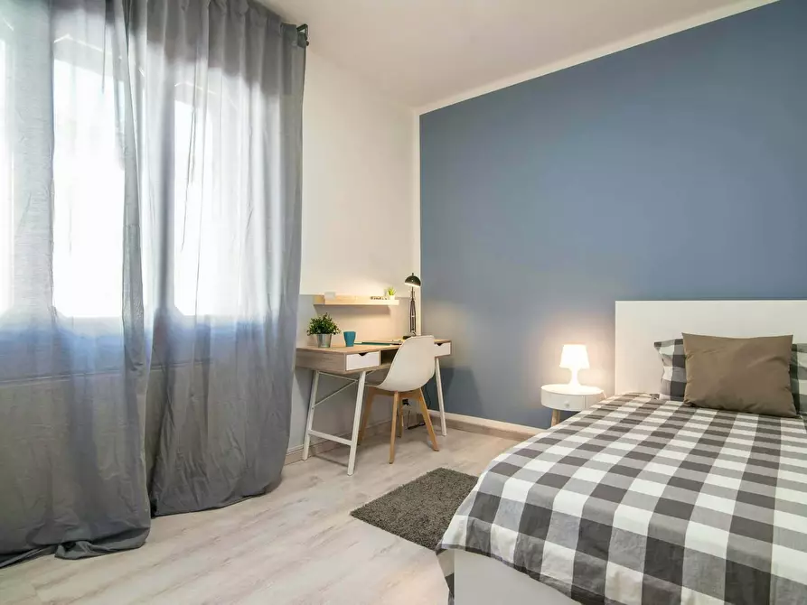 Immagine 1 di Camera in affitto  in Via Silvio Trentin a Venezia