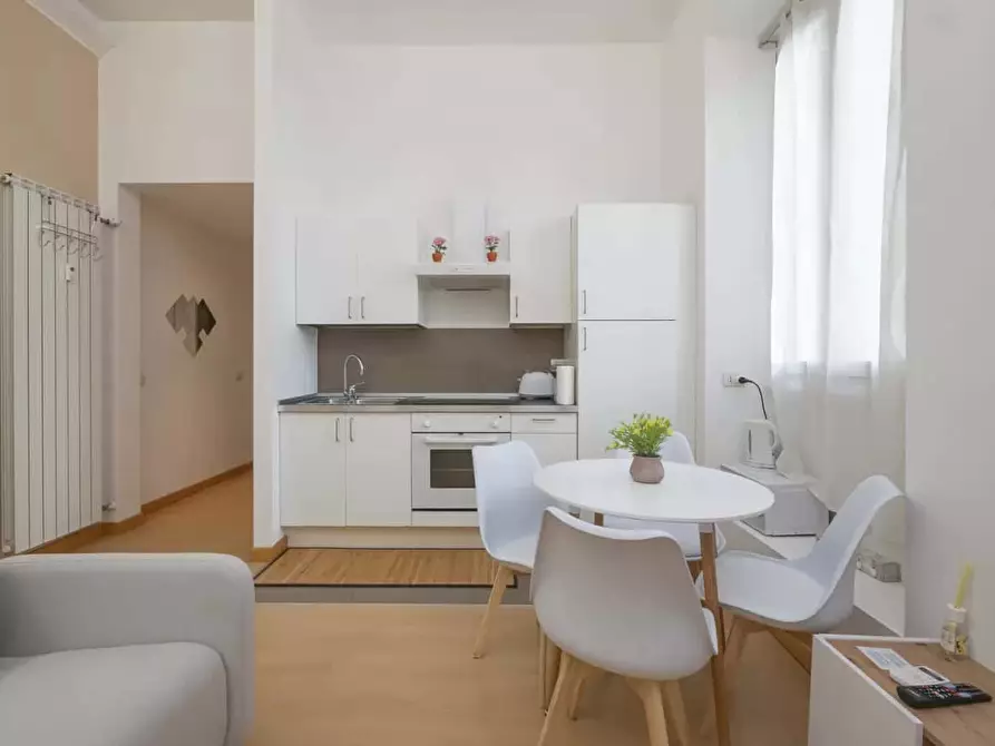 Immagine 14 di Appartamento in affitto  in Via Macedonio Melloni40 a Milano