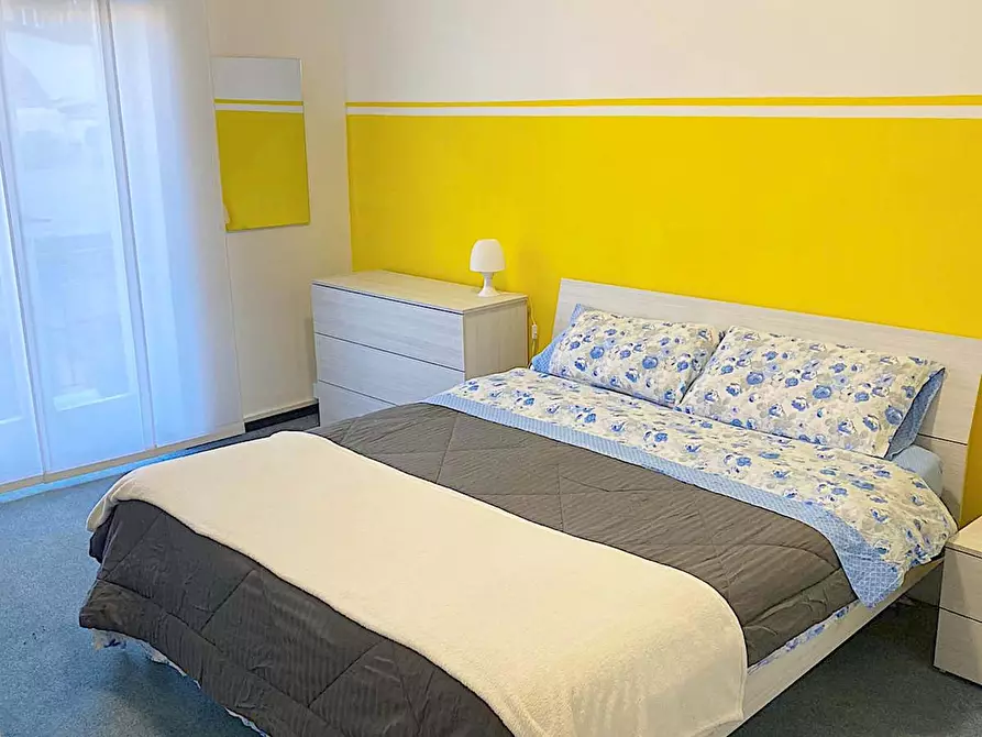 Immagine 14 di Appartamento in affitto  in Via Giovanni Segantini75 a Milano