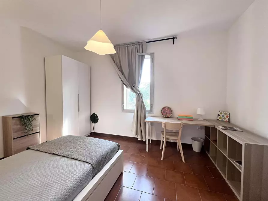 Immagine 14 di Camera in affitto  in Via Severino Ferrari a Bologna