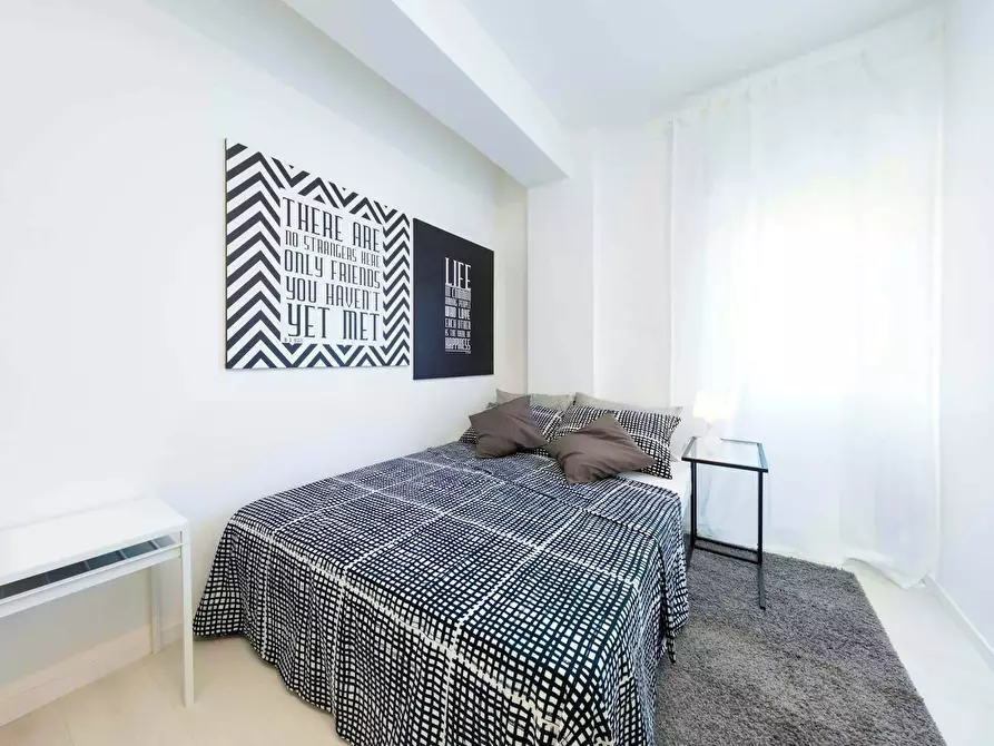 Immagine 2 di Camera in affitto  in Via Milano23 a Venezia