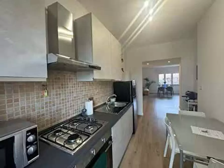 Immagine 12 di Appartamento in affitto  in Via Giuseppe Ravizza42 a Roma