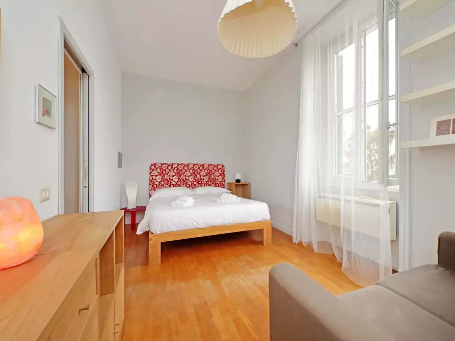 Immagine 11 di Appartamento in affitto  in Via della Stazione di San Pietro a Roma