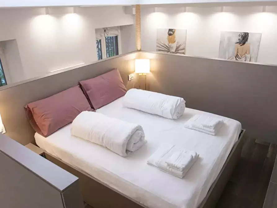 Immagine 10 di Appartamento in affitto  in Via San Gregorio49 a Milano