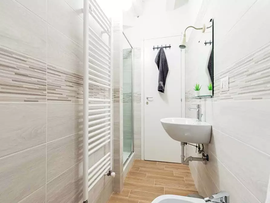 Immagine 15 di Camera in affitto  in Viale Alfredo Oriani26 a Bologna