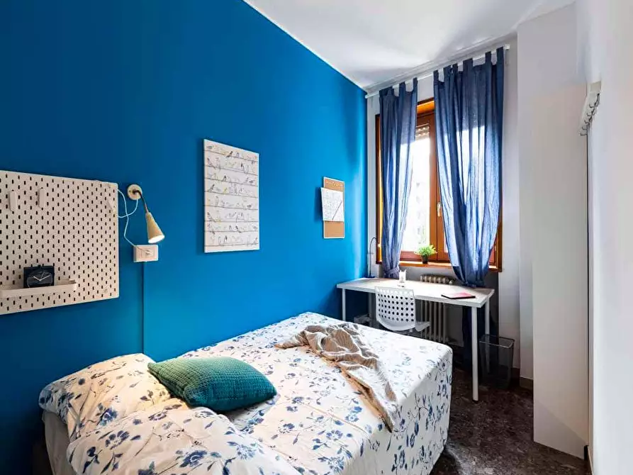 Immagine 1 di Camera in affitto  in Via Filippino Lippi19 a Milano