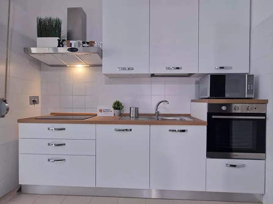 Immagine 15 di Camera in affitto  in Lungotevere di Pietra Papa61 a Roma