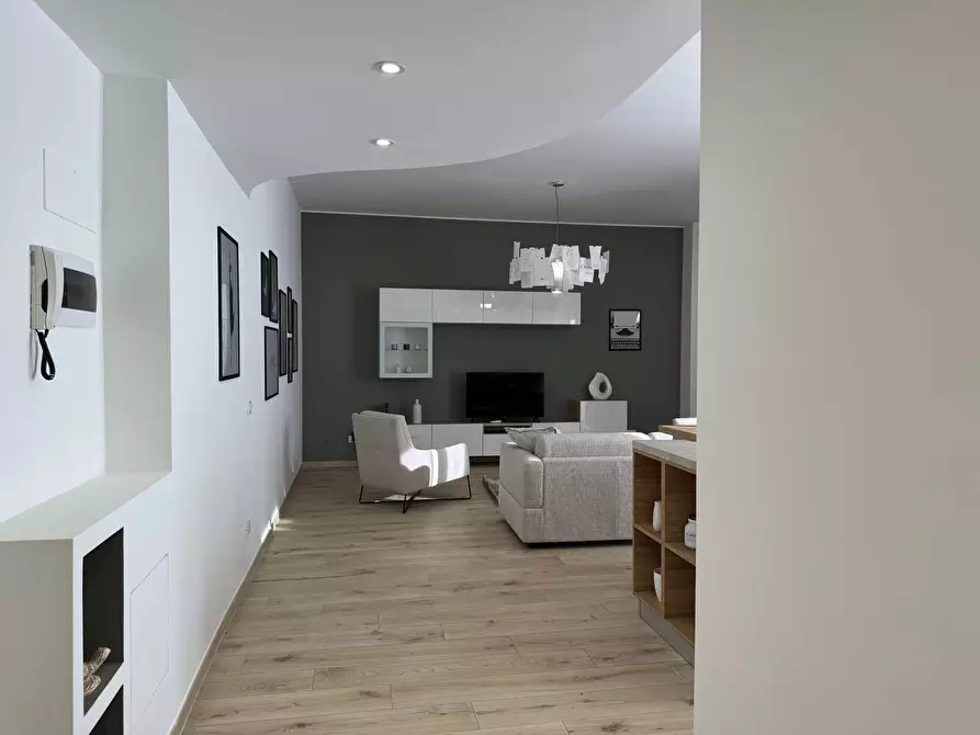 Immagine 7 di Appartamento in affitto  in Via Alessandro Manzoni18 a Monza