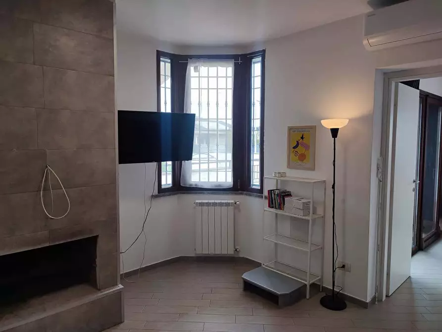 Immagine 36 di Appartamento in affitto  in via Giorgio Bassani62 a Roma