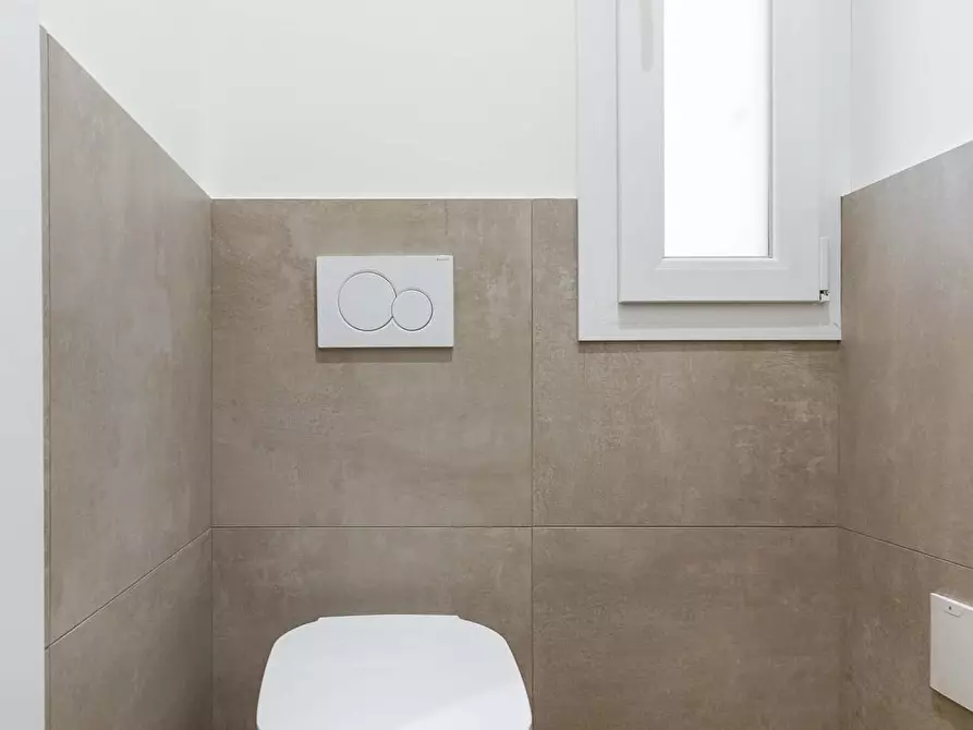 Immagine 17 di Appartamento in affitto  in Via Oreste Regnoli6 a Bologna