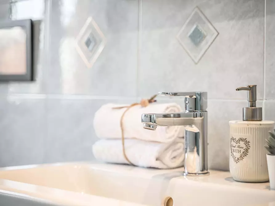 Immagine 10 di Appartamento in affitto  in Via Castelmaraldo15 a Modena