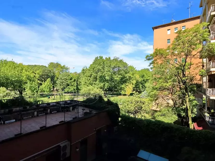 Immagine 44 di Appartamento in affitto  in Via Andrea Solari a Milano