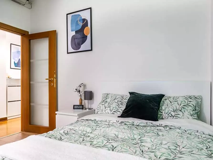 Immagine 2 di Camera in affitto  in Via Tavazzano10 a Milano