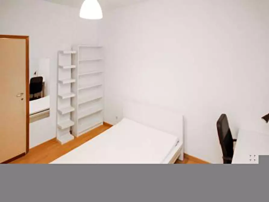 Immagine 1 di Camera in affitto  in Via Antonio Cecchi16 a Milano