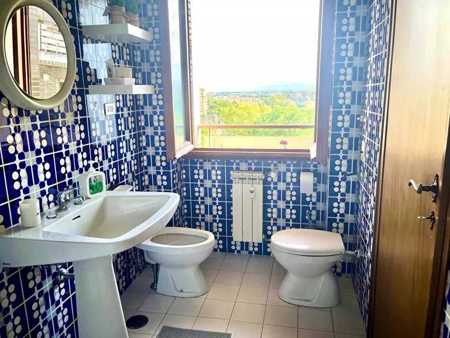 Immagine 6 di Appartamento in affitto  in Via Simone Martini125 a Roma