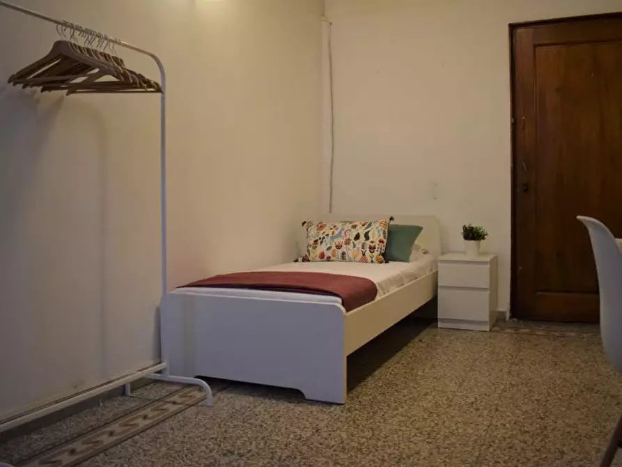 Immagine 2 di Camera in affitto  in Borgo Ognissanti21 a Firenze