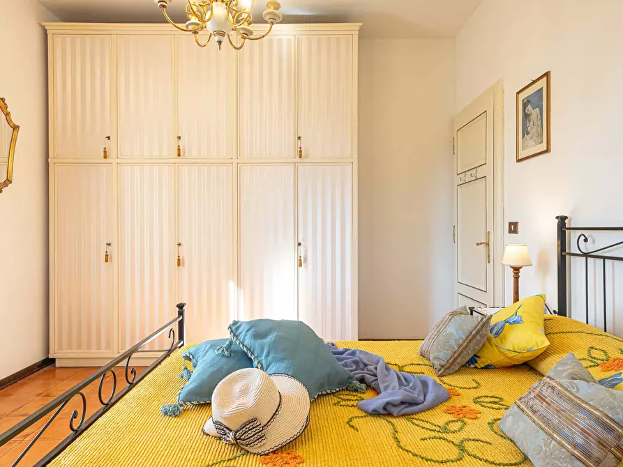 Immagine 29 di Appartamento in affitto  in Viale Lazzaro Papi117 a Lucca