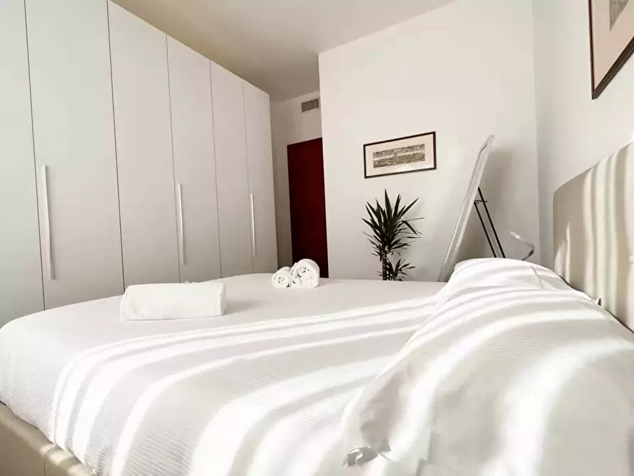 Immagine 21 di Appartamento in affitto  in Via Leon Battista Alberti3 a Milano