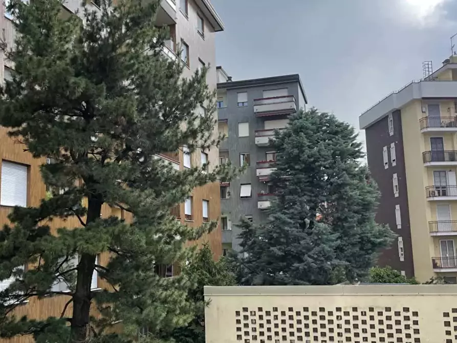 Immagine 12 di Appartamento in affitto  in Via Caccialepori41 a Milano