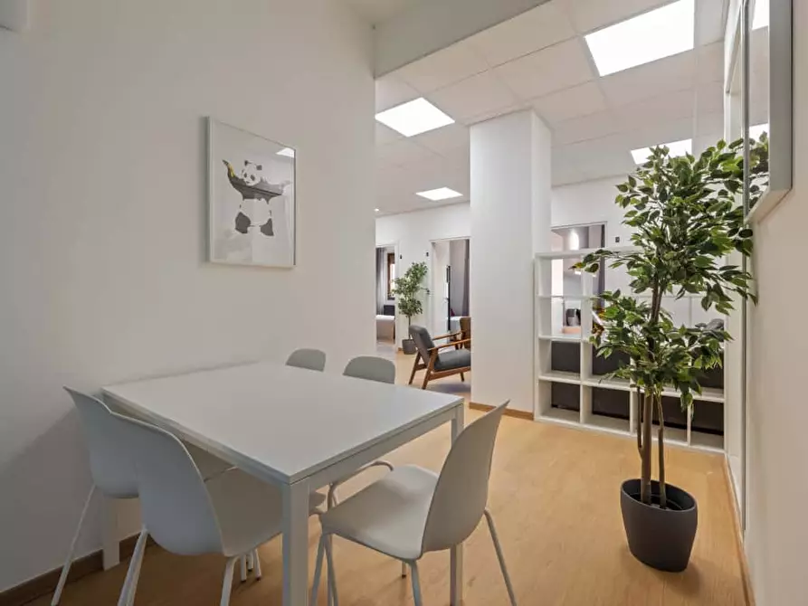 Immagine 13 di Camera in affitto  in Via Uguccione da Pisa4 a Milano