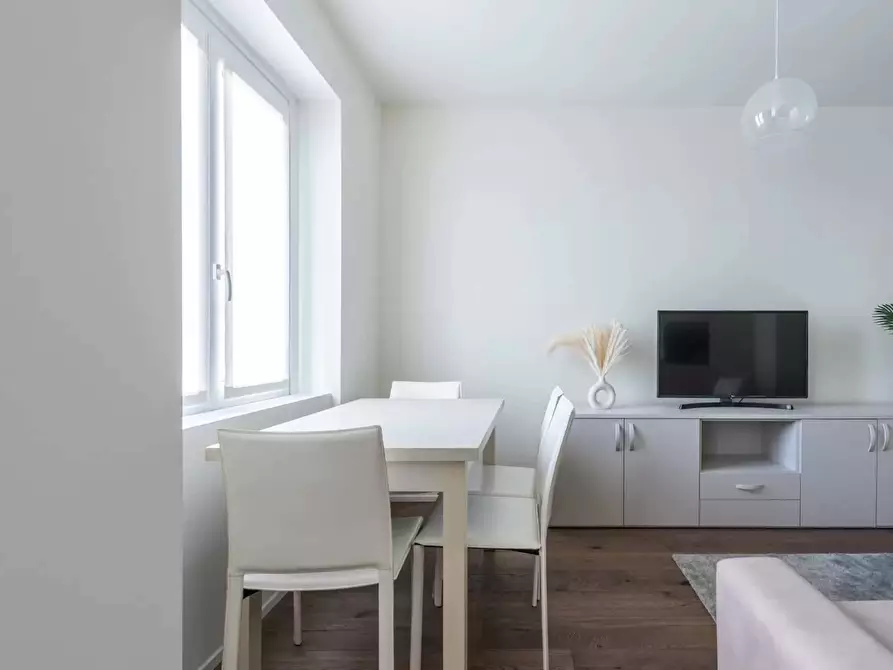 Immagine 26 di Appartamento in affitto  in Via Santa Sofia8 a Milano