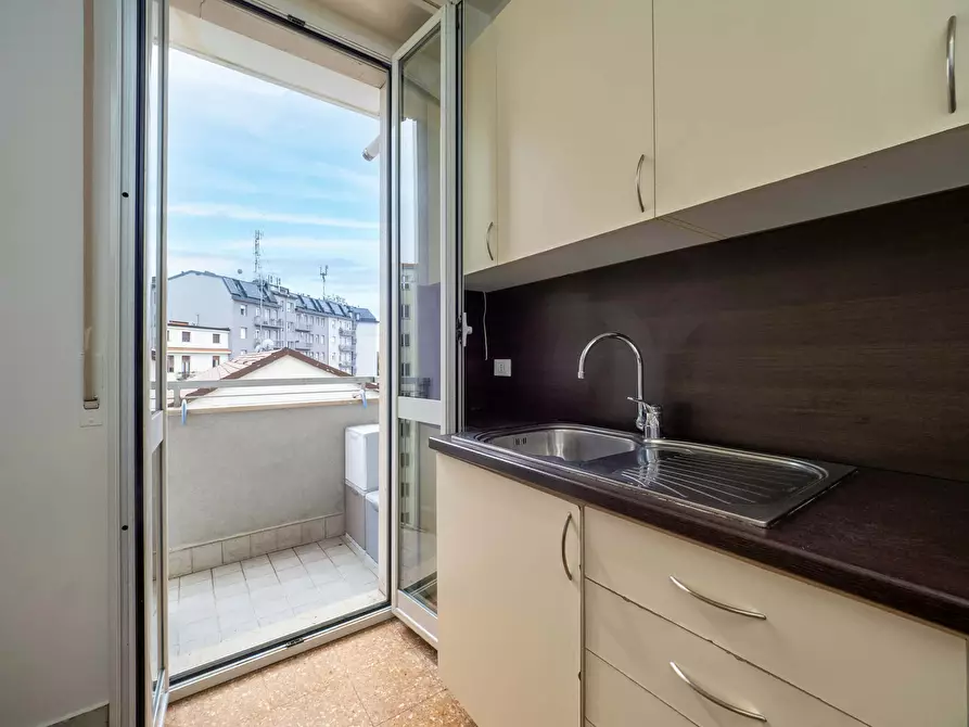 Immagine 24 di Appartamento in affitto  in Via Rembrandt a Milano